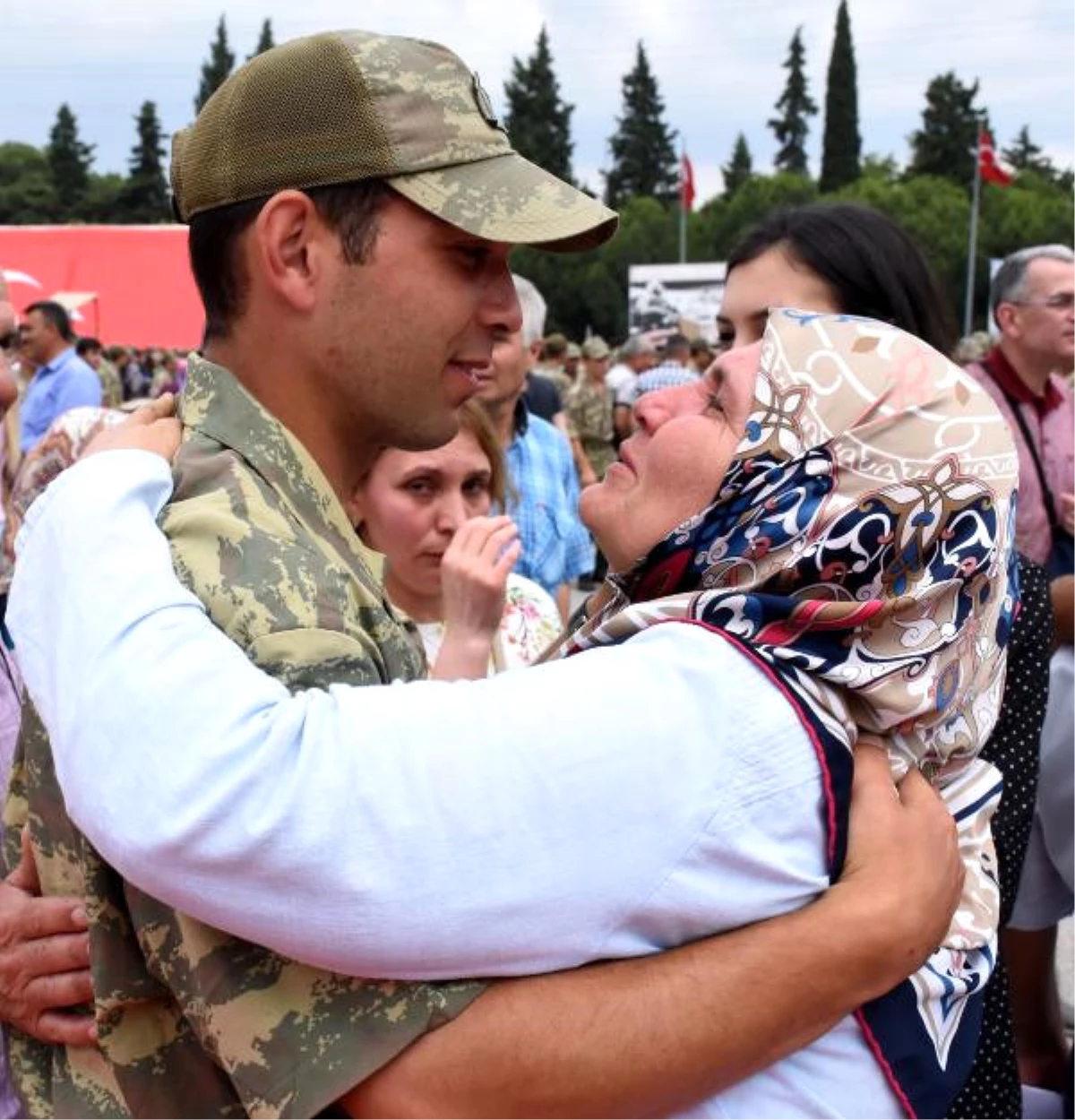 4 Bin 510 Askerin Yemin Töreninde Harmandalı ve Komando Gösterisi