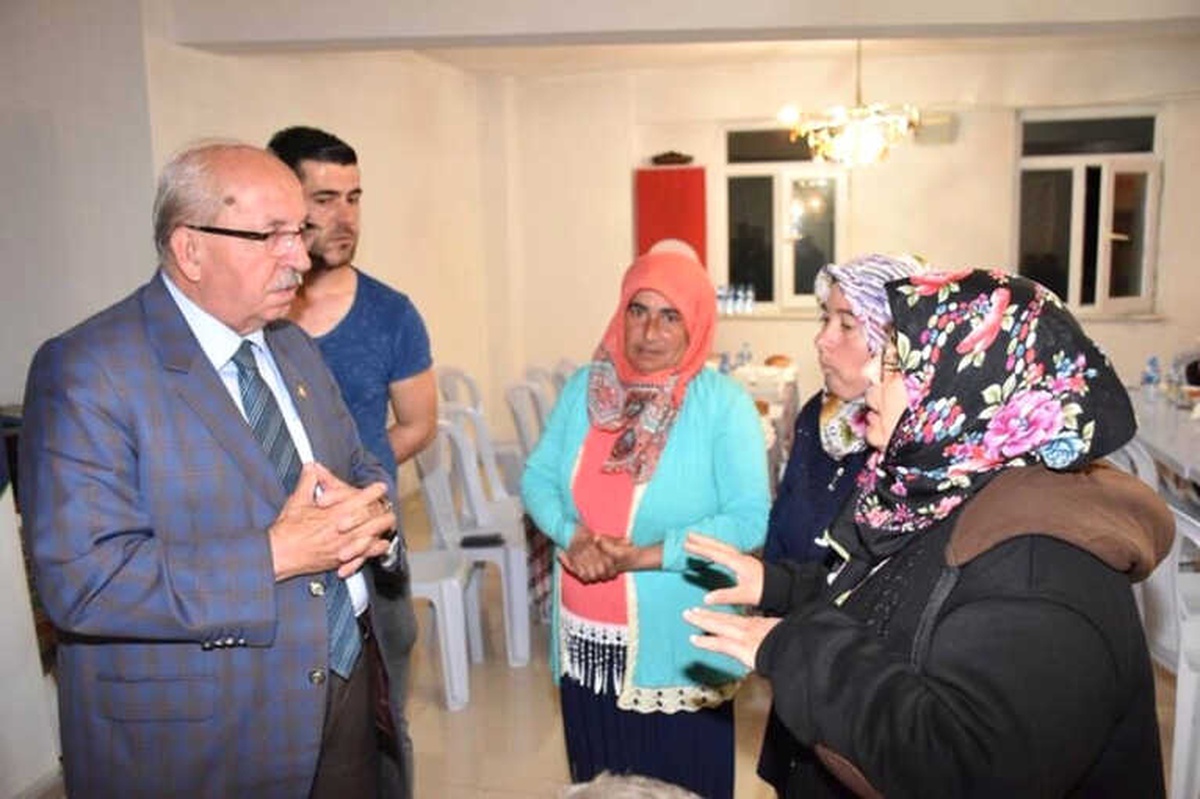 Başkan Albayrak Yeniköy Mahallesi\'nde Sahur Programına Katıldı