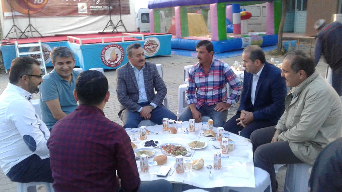 Başkan Tutal Susuz Ve Gölyüzü Mahallesi Sakinleri İle İftar Açtı