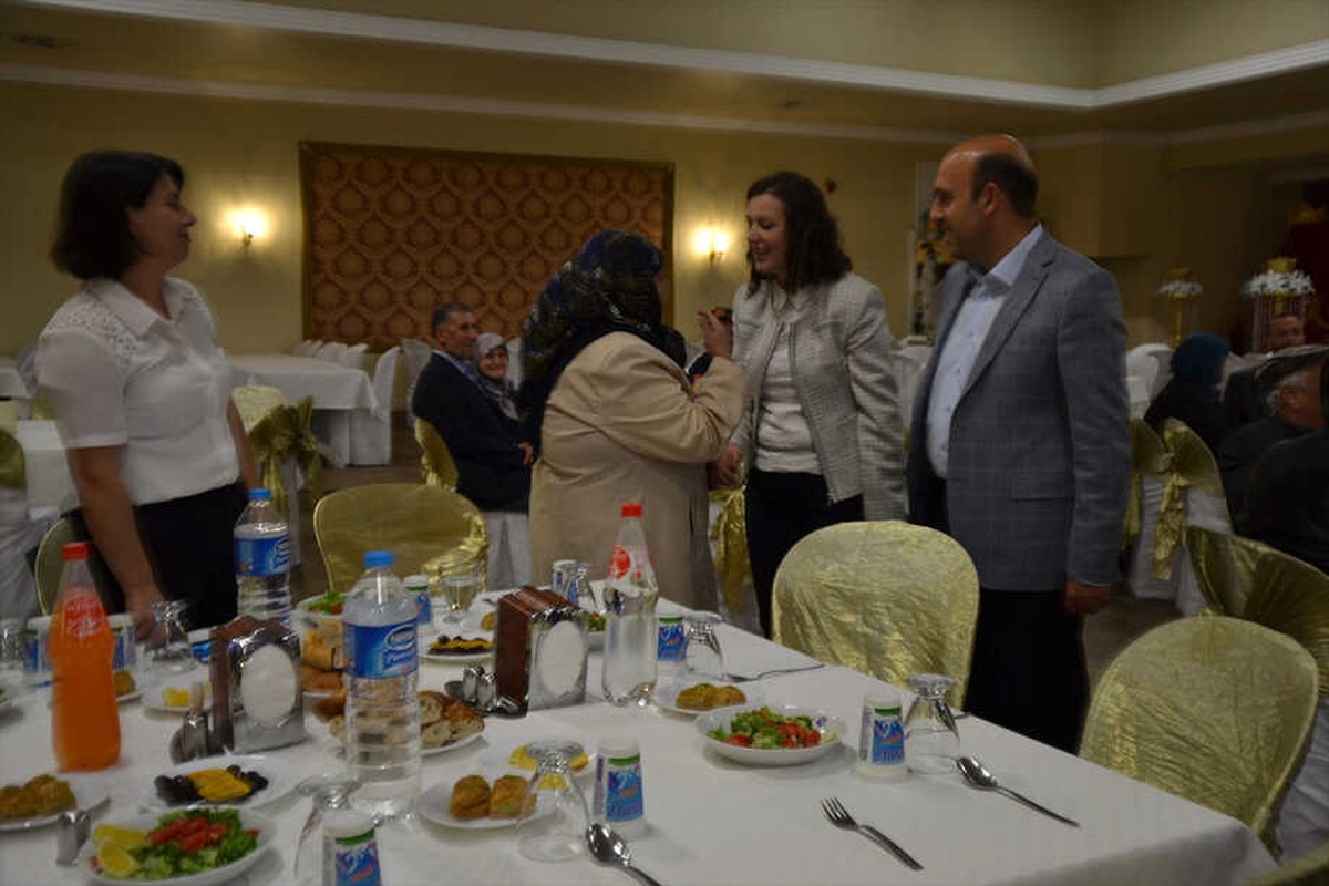 Biga\'da Şehit Yakınları ve Gaziler İftarda Buluştu