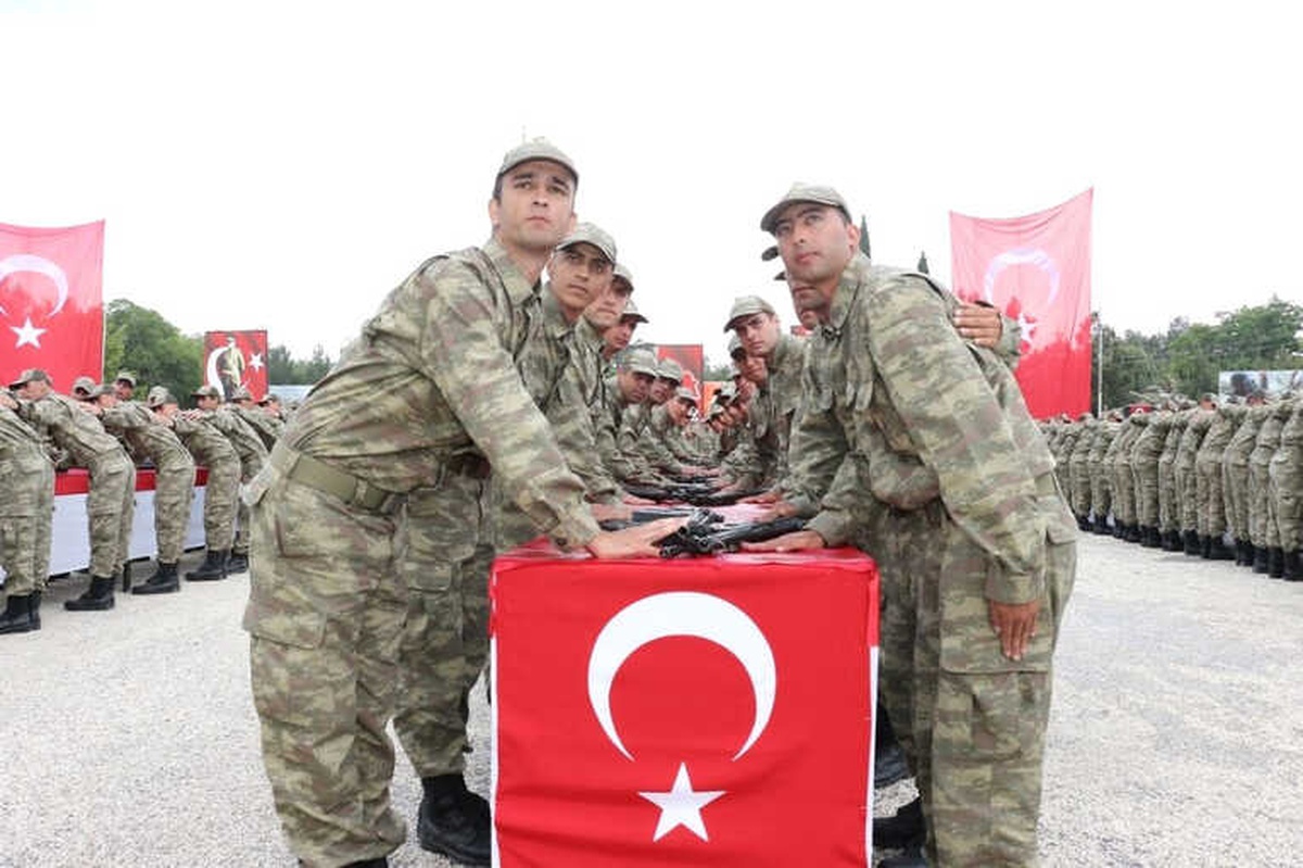 Burdur\'da 371. Kısa Dönem Acemi Erler Yemin Etti