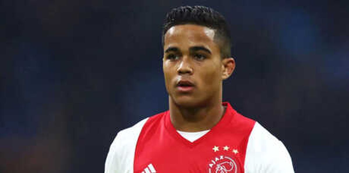 Cengiz Ünder\'e Yeni Takım Arkadaşı; Kluivert