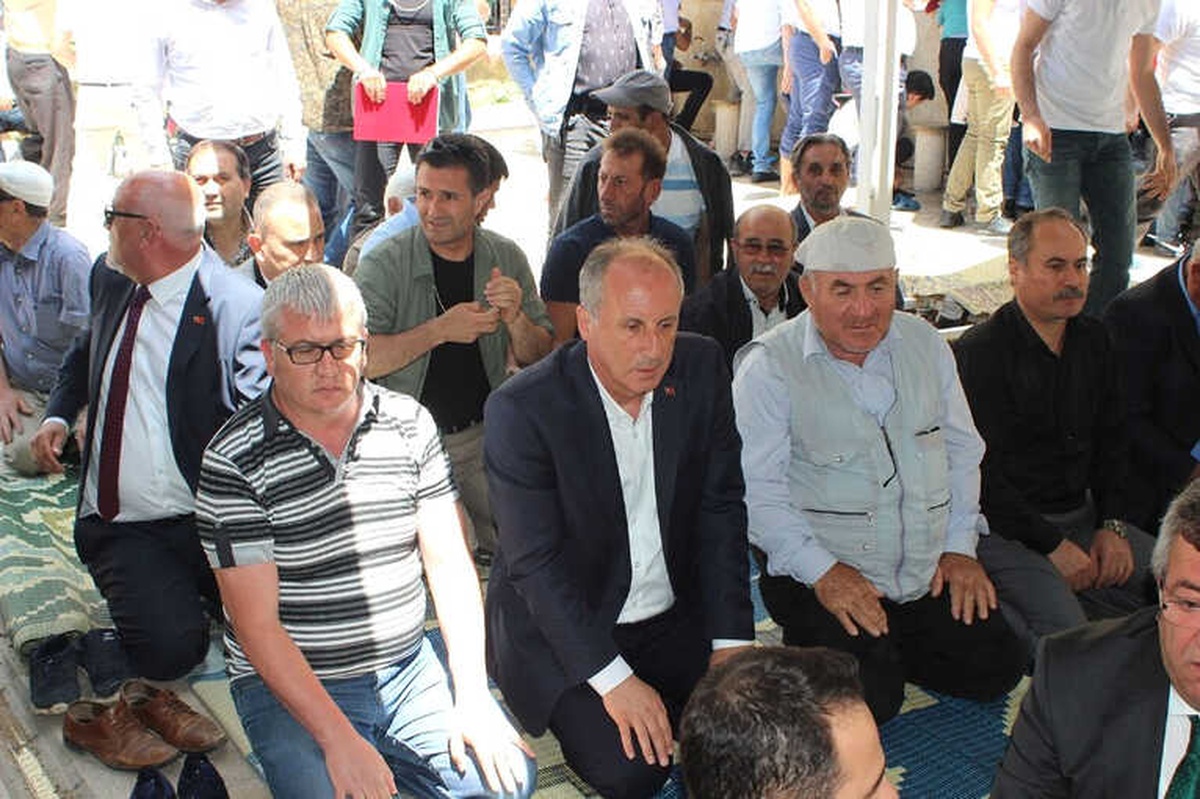 CHP\'nin Cumhurbaşkanı Adayı Muharrem İnce Uşak\'ta Halka Seslendi