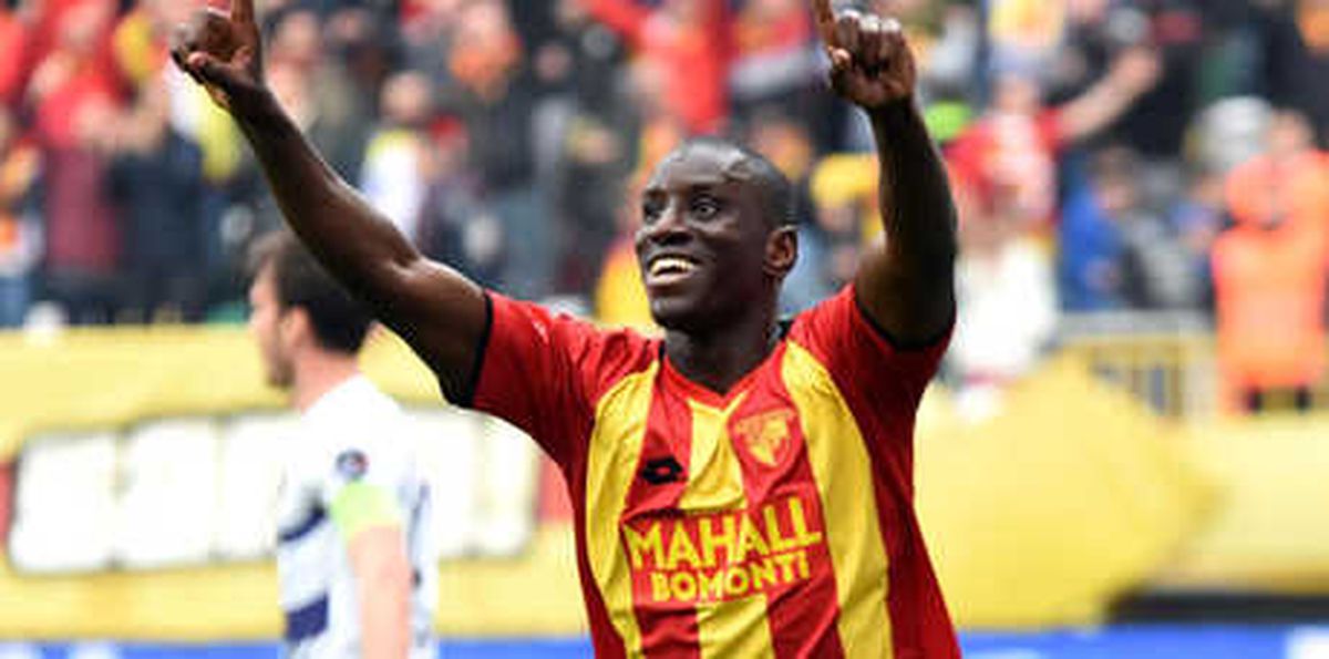 Demba Ba\'da Sorun Yok