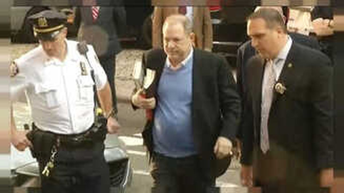 Harvey Weinstein New York\'ta Polise Teslim Oldu