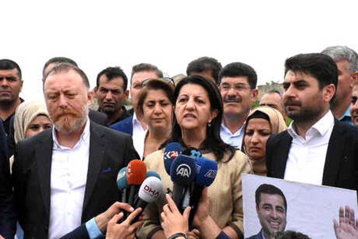 Hdp, Seçim Startını Demirtaş\'ın Tutuklu Bulunduğu Edirne\'den Verdi