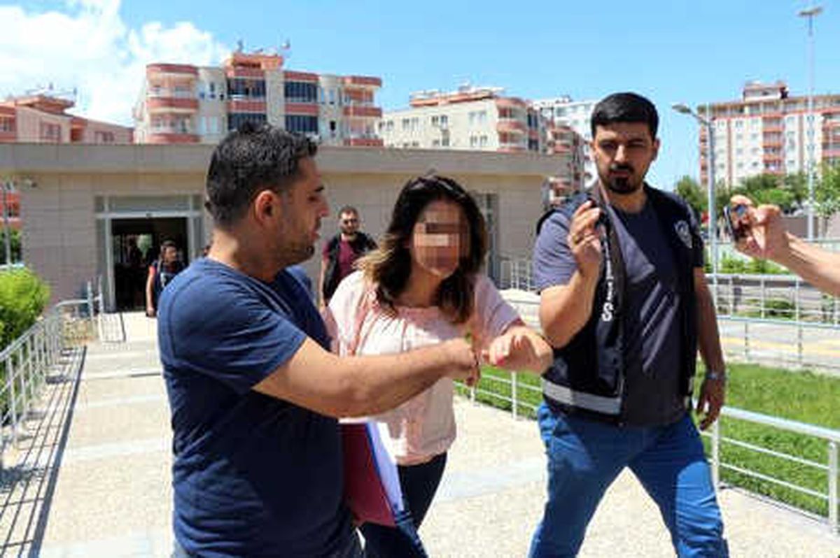İş Yerini Basıp, Arkadaşlarını Döven 3 Kız Adliyede