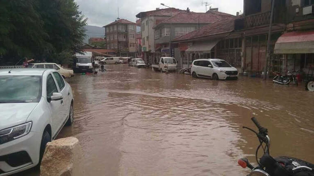 Isparta Gelendost\'ta Şiddetli Yağış