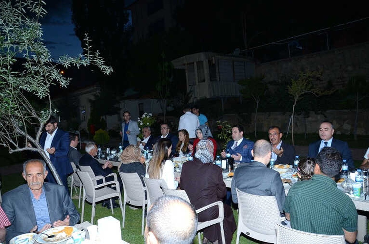 Kaymakam Zengince Şehit Yakınları ve Gaziler ile İftarda Buluştu