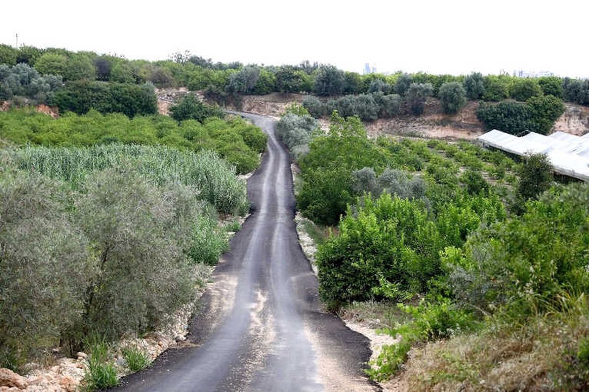 Mersin\'de Yol Çalışmaları Sürüyor