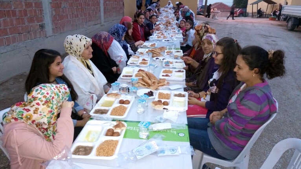 Odunpazarı Belediyesinden Her Gün Farklı Bir Yere İftar Yemeği