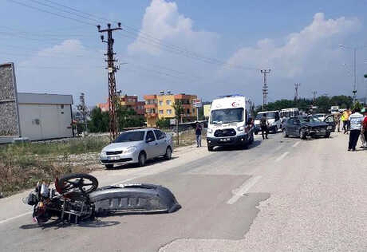 Otomobilin Çarptığı Motosiklet Sürücüsü Öldü