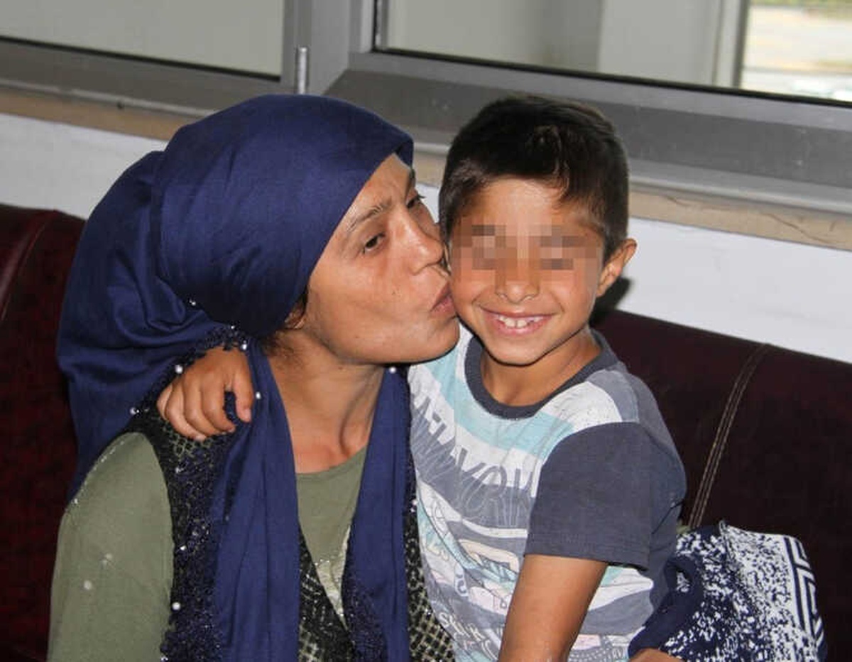 Bonzai İçirilen 8 Yaşındaki Çocuk: "Bir Adam Bana \'Al İç\' Dedi"