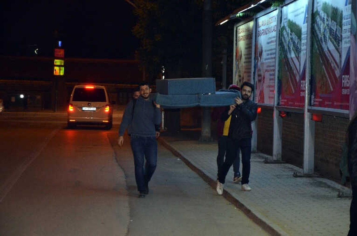 Pahalı Nakliyeye Karşı Pratik Öğrenci Çözümü