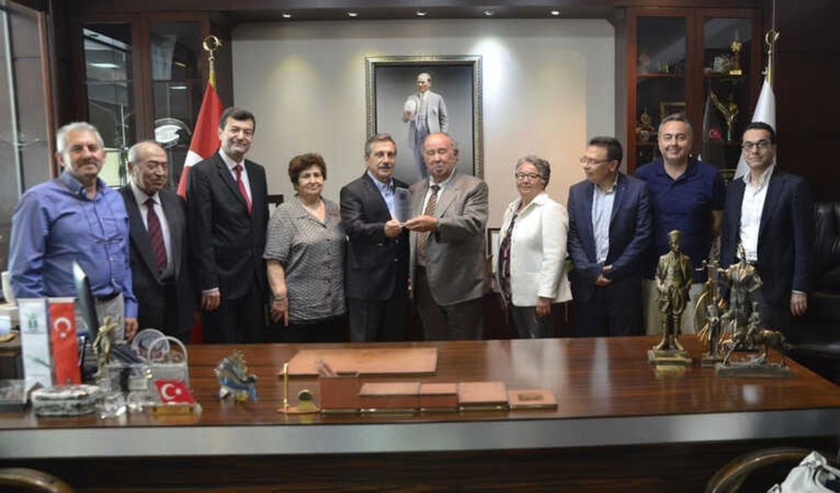 Sivrihisar Eğitim Vakfı\'ndan Başkan Ataç\'a Ziyaret