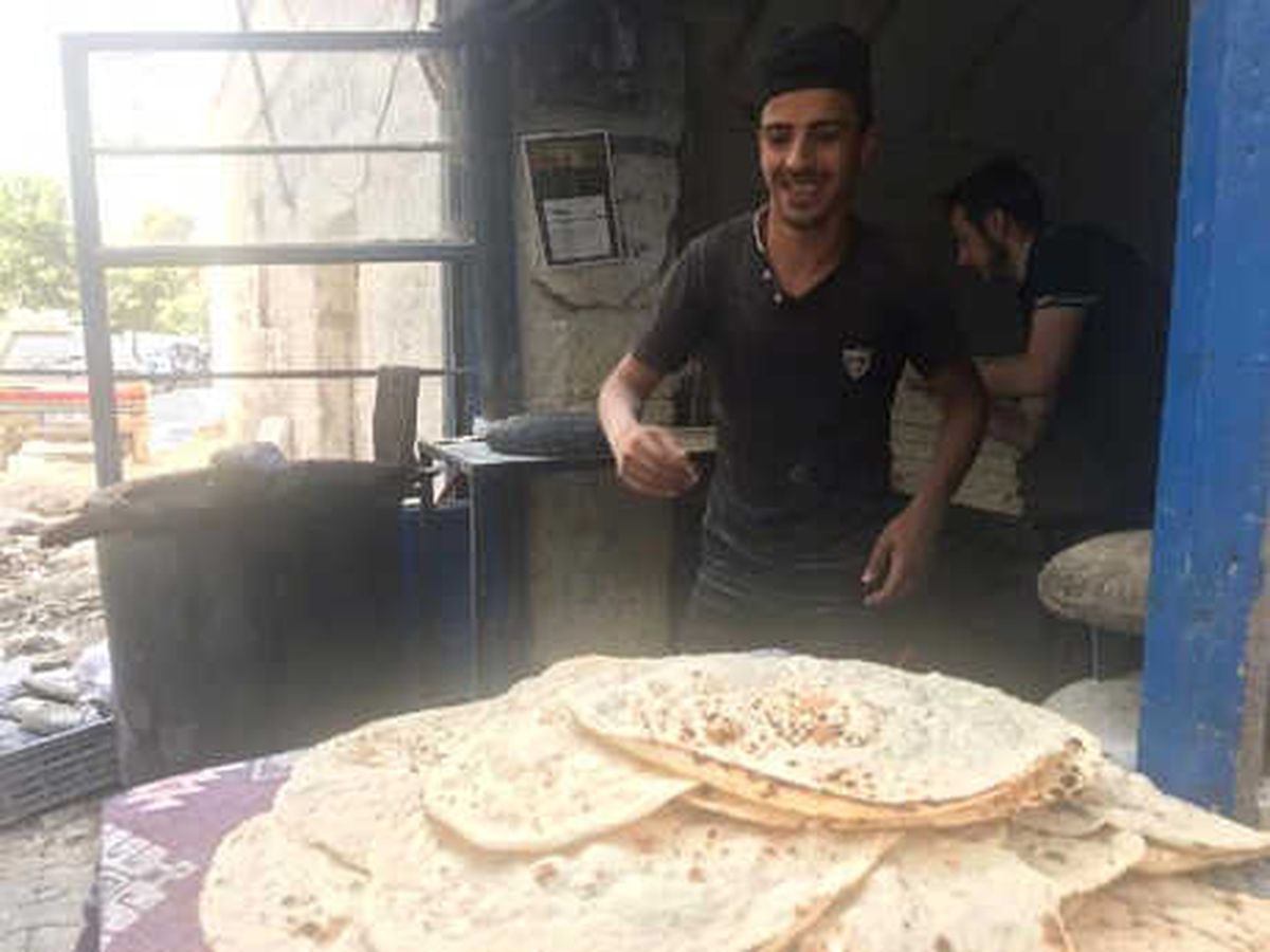 Suriyelilerin Tandır Ekmeği İftar Sofralarında