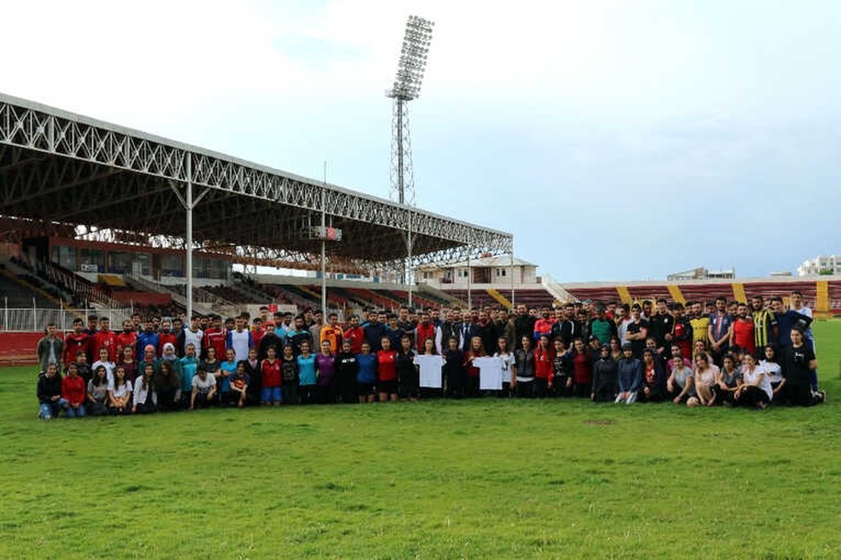 Van Büyükşehir Belediyesinden Sporcuya Destek