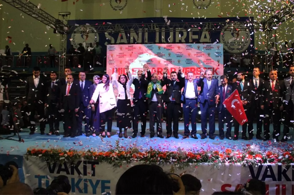 AK Parti Şanlıurfa\'da Adaylarını Tanıttı