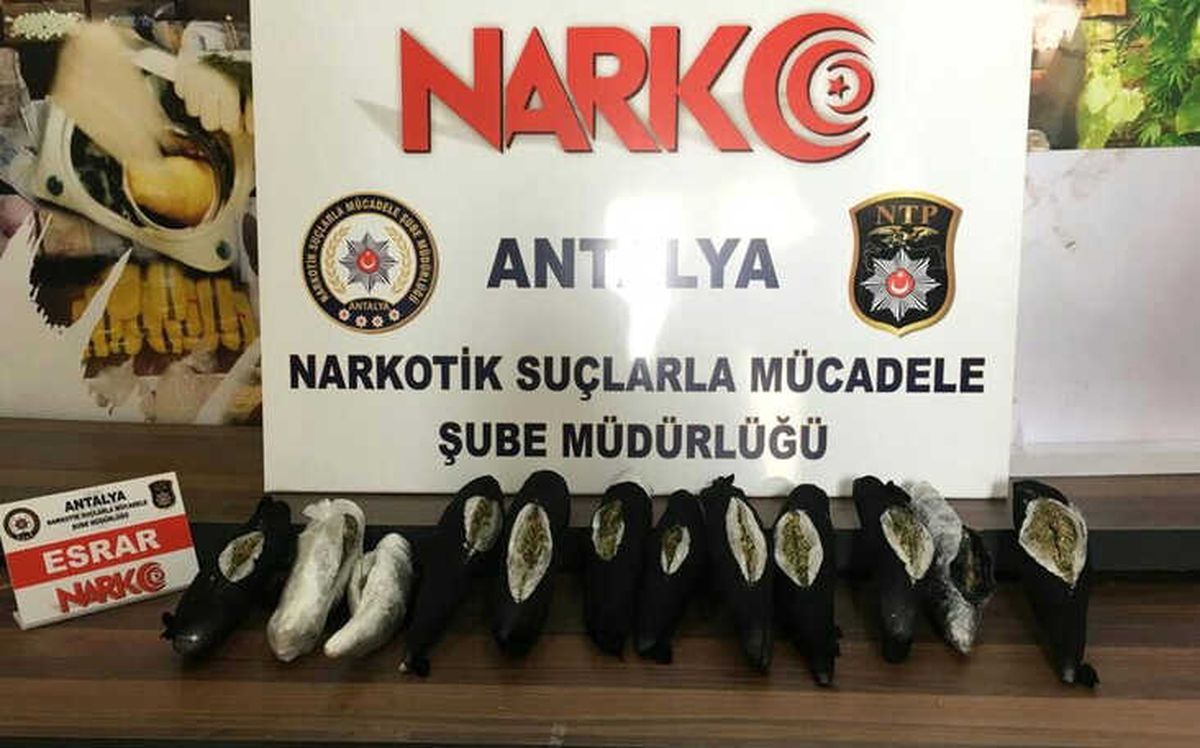 Antalya\'ya Uyuşturucu Madde Operasyonu: 2 Gözaltı