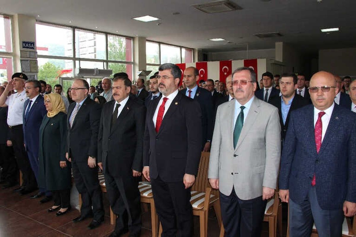 Bakan Eroğlu: "Afyonkarahisar Türkiye\'nin 8. Akıllı Hastanesine Sahip"