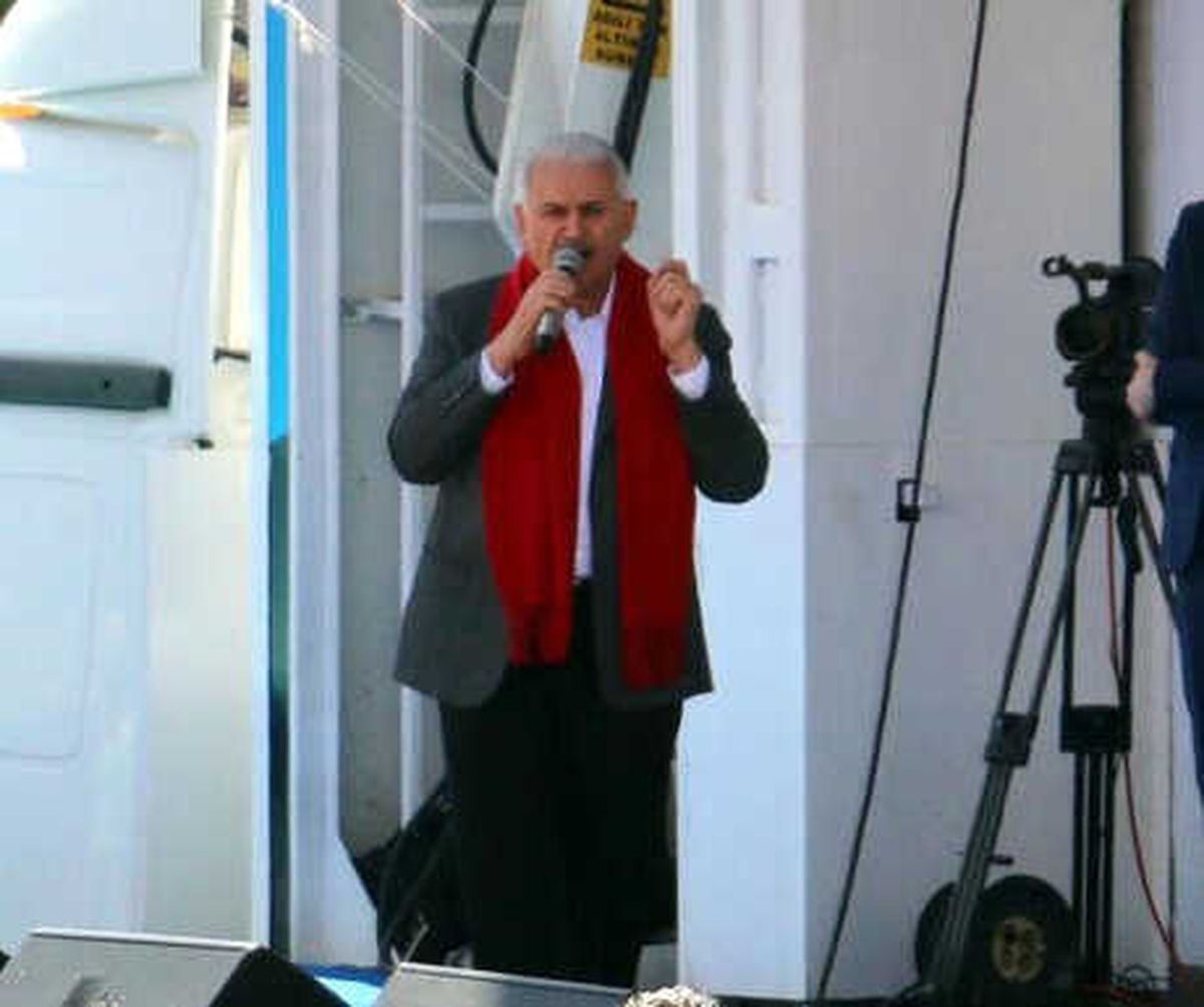Başbakan Yıldırım: Laf Üstüne Laf Koymaktan Başkan Marifetleri Yok