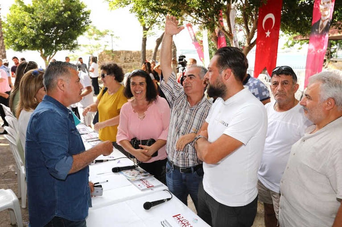 Başkan Sözen Esnafla Bir Araya Geldi