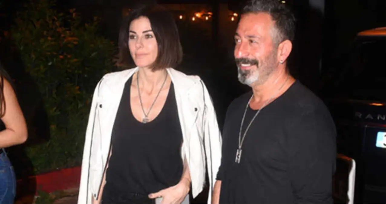 Cem Yılmaz ile Defne Samyeli Mavi Tura Çıkıyor