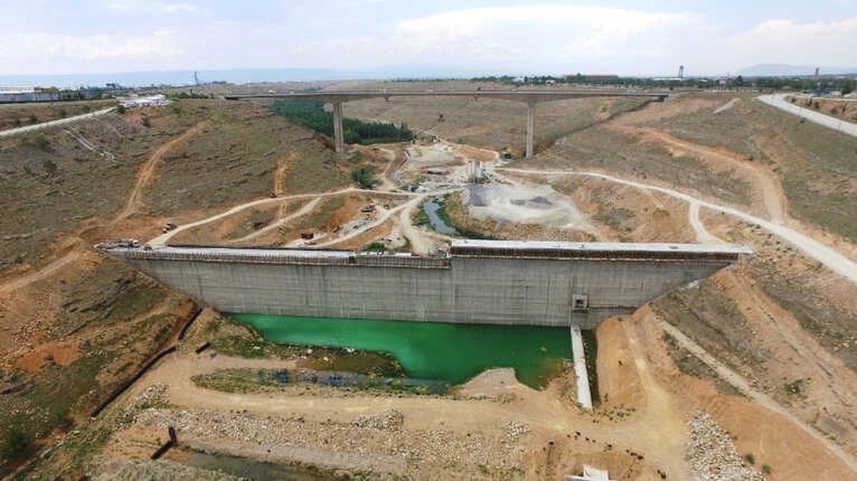 Çınar Beylerderesi Şehir Parkı İnşaatında İncelemelerde Bulundu