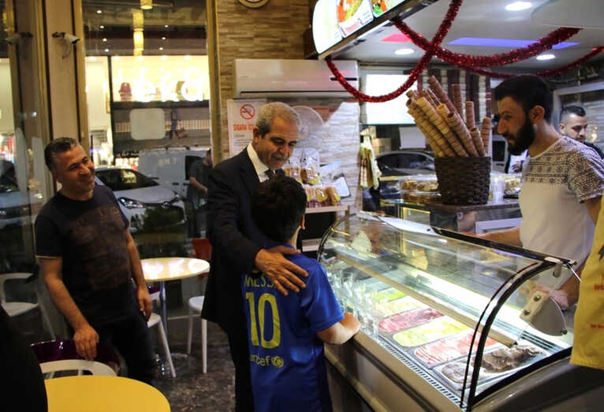 Demirkol Sahur Vaktinde Vatandaşlarla Bir Araya Geldi