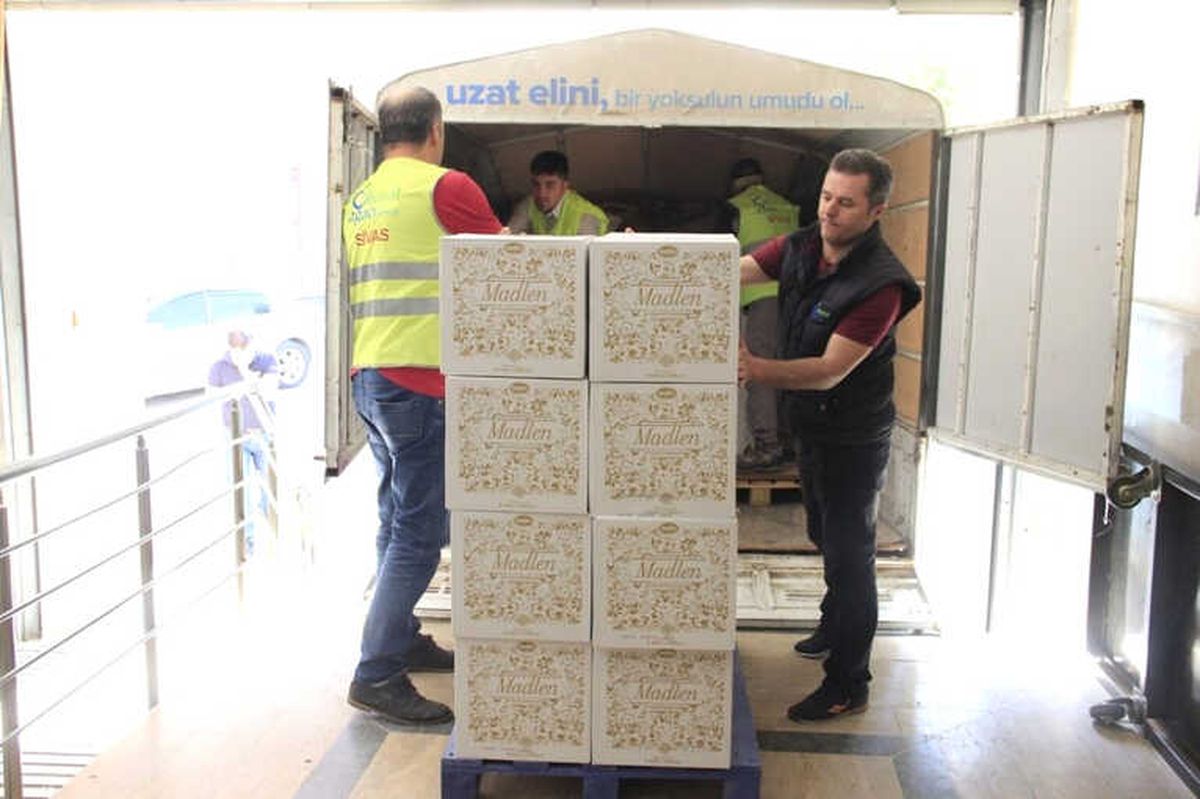 Hayırsever İş Adamından Hayat Ağacı\'na Bağış