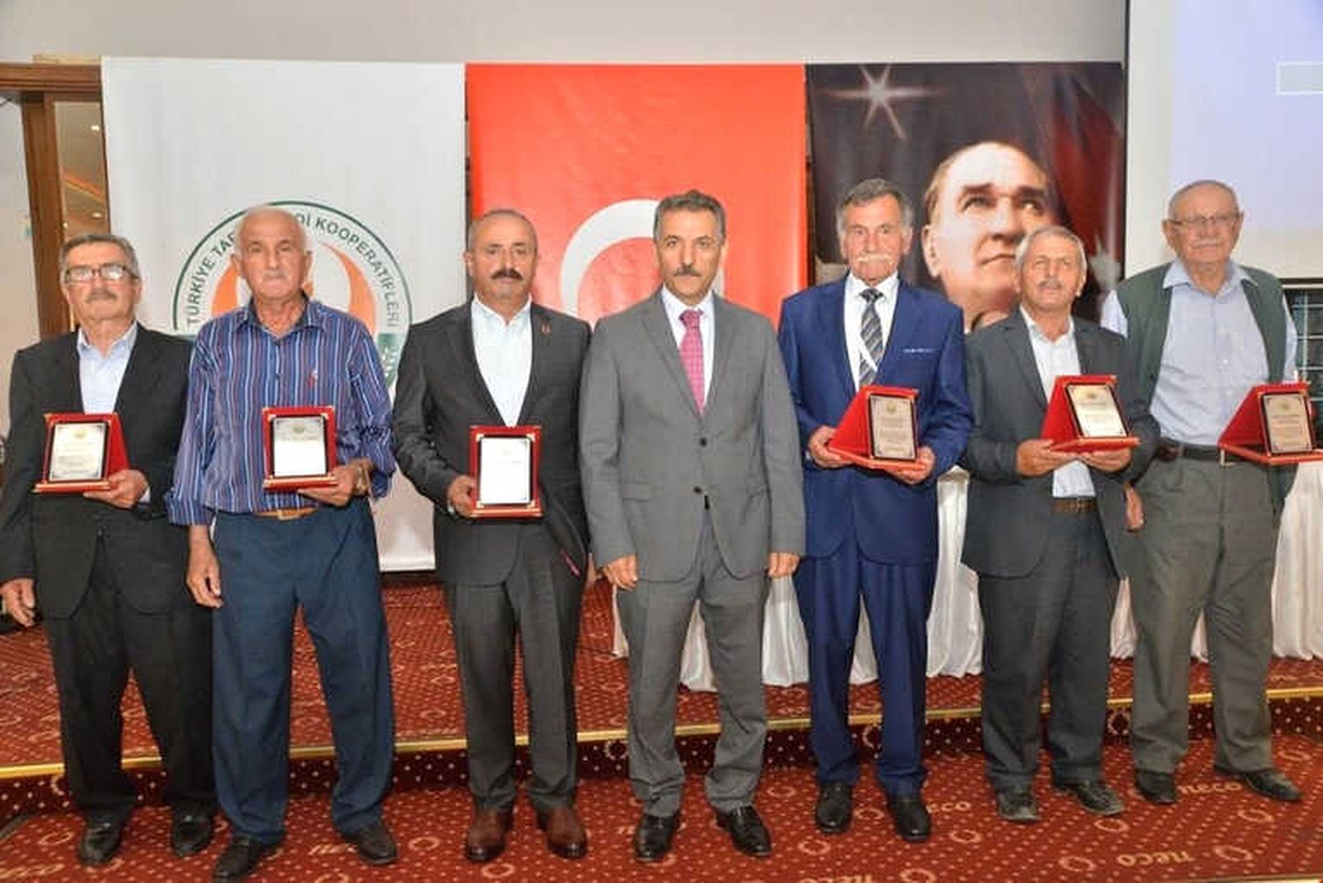 Kaymak: "Çarşamba ve Bafra Ovalarında Yetiştirilen Ürünlerin Katma Değeri Artırılmalı"