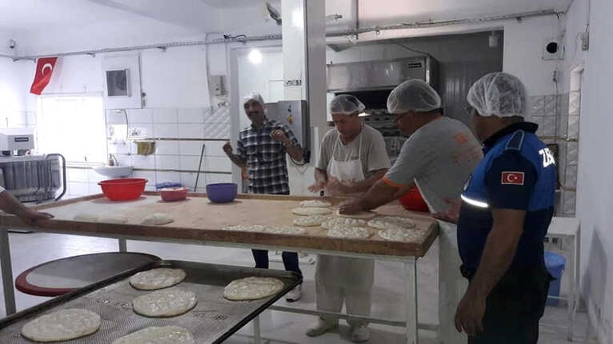 Mut\'ta Fırınlara Ramazan Denetimi