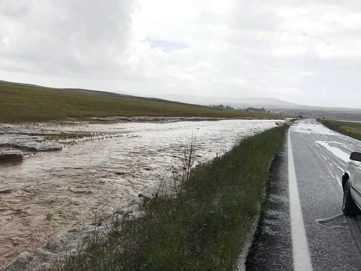 Polatlı\'da Dolu ve Sel Ekinlere Zarar Verdi
