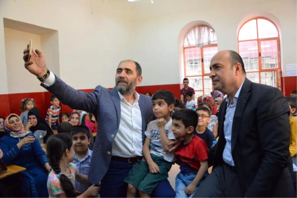 Polis Başmüfettişi Sula, Diyarbakırlı Çocukları Sevindirdi