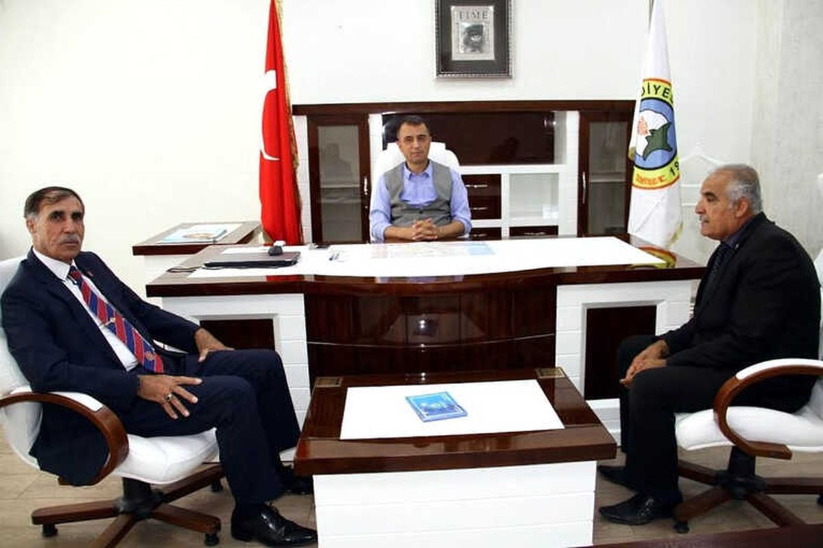 Şehit Ailelerinden Başkan Yüksel\'e Hayırlı Olsun Ziyareti