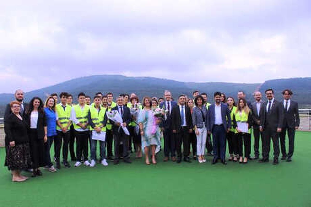 Sivil Havacılık Öğrencileri Sertifikalarını Aldı