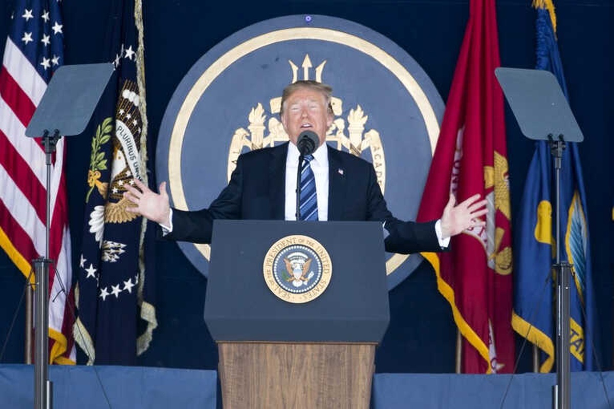 Trump, Çinli Şirket Zte\'nin Tekrar Açılmasına İzin Verdi