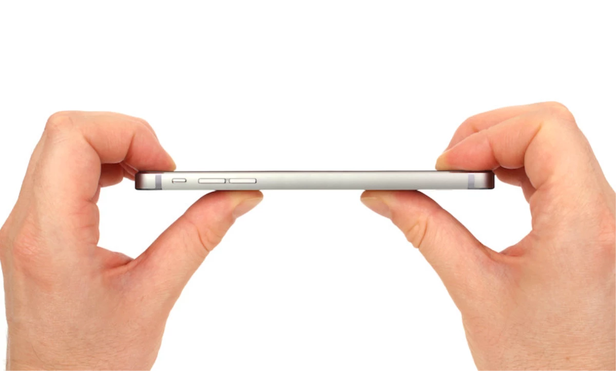 İphone 6\'lar 3.3 Kez Daha Kolay Bükülüyor ve Apple Bunu Biliyordu!