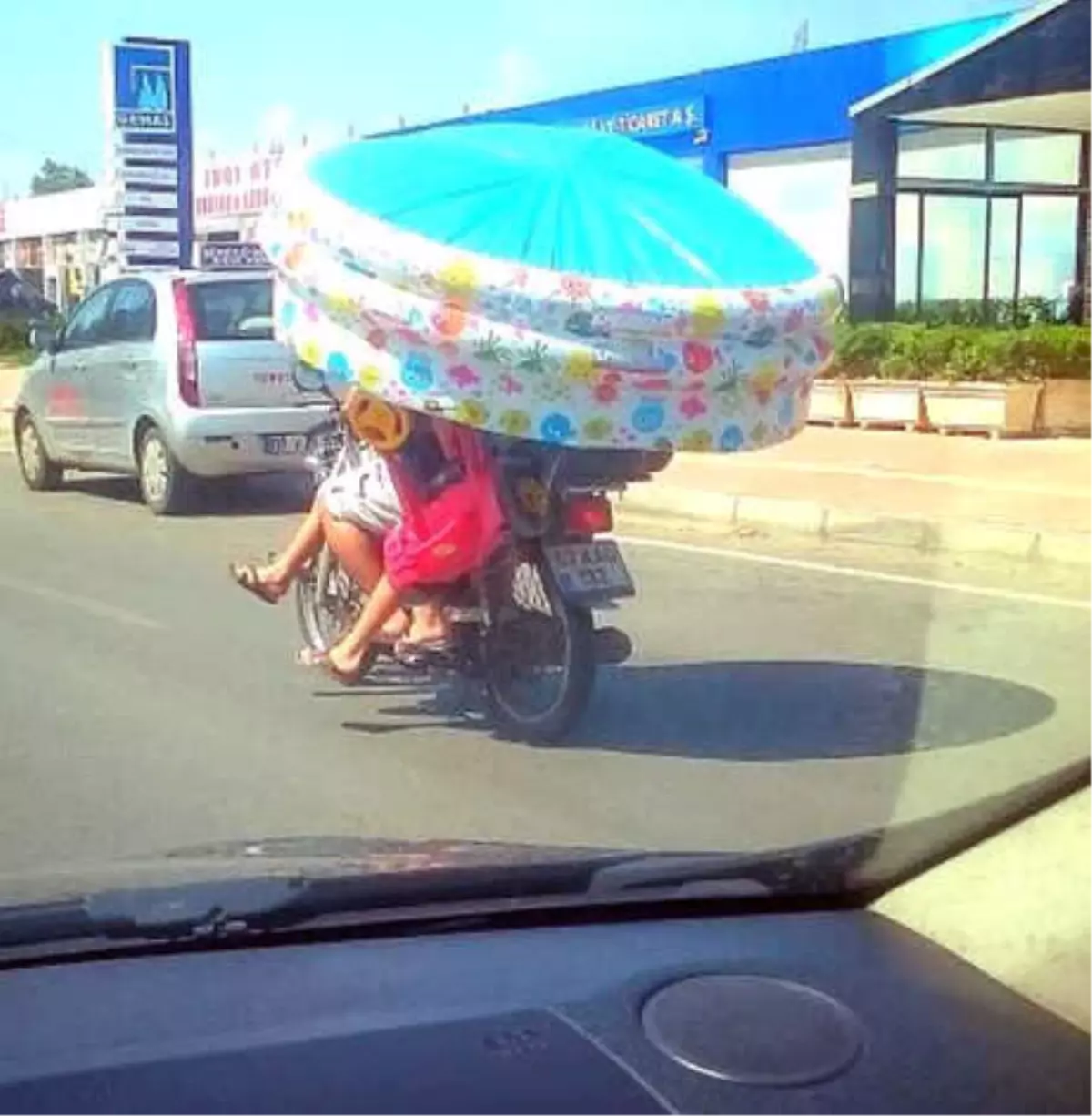 Motosikletle Tehlikeli Yolculuk