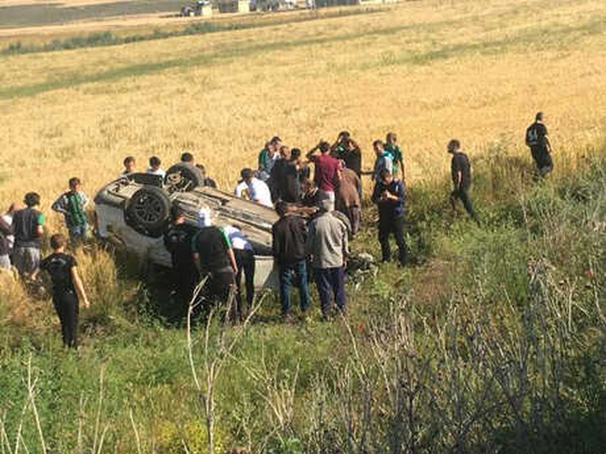 Otomobil Takla Attı: 6 Yaralı
