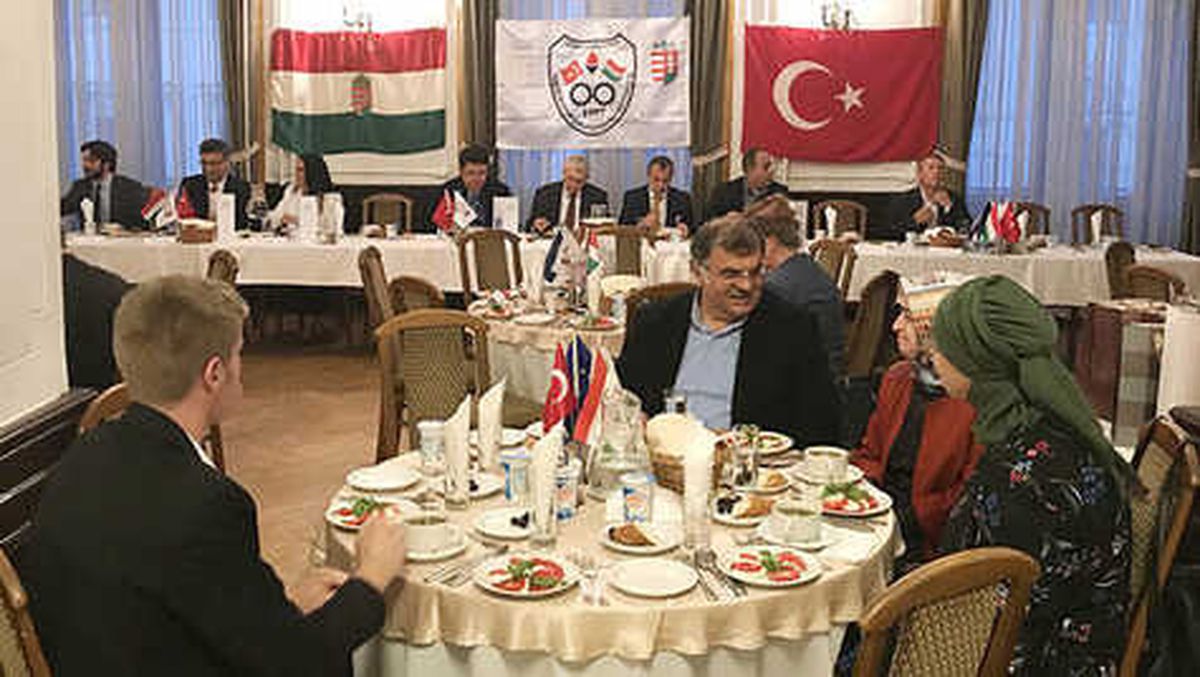 Türk-Macar İş Adamları Derneğinden İftar