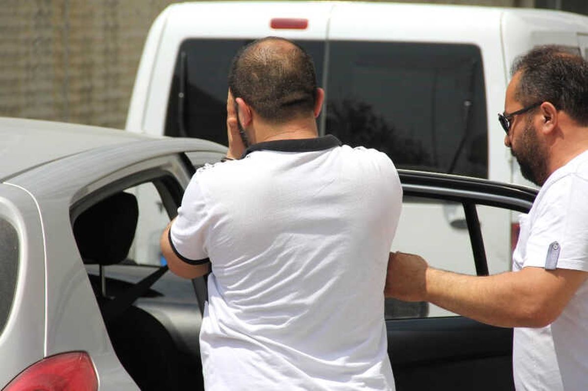 Uyuşturucuları Atıp Kaçarken Yakalanan Şahsa Adli Kontrol