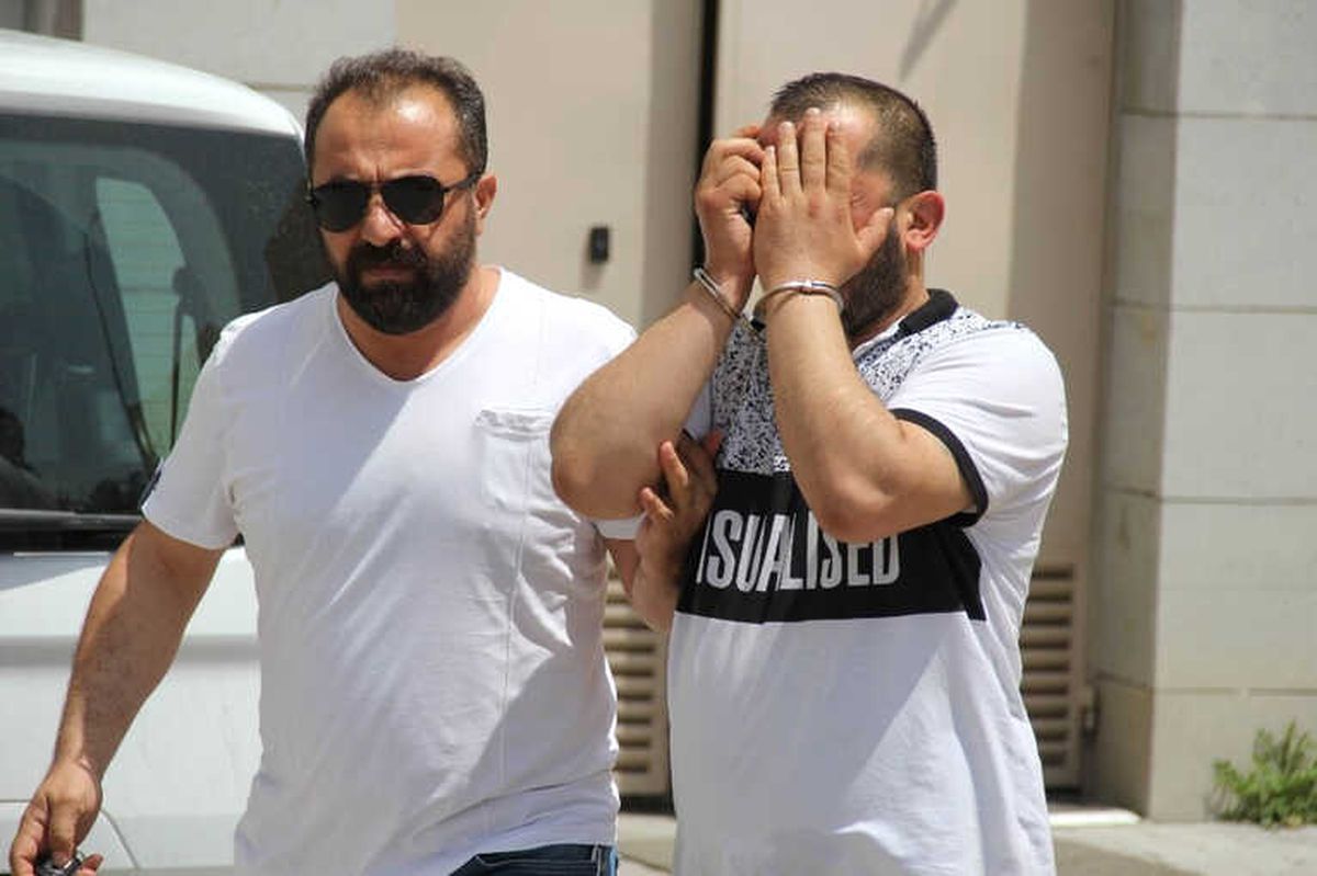Uyuşturucuları Atıp Kaçarken Yakalandı