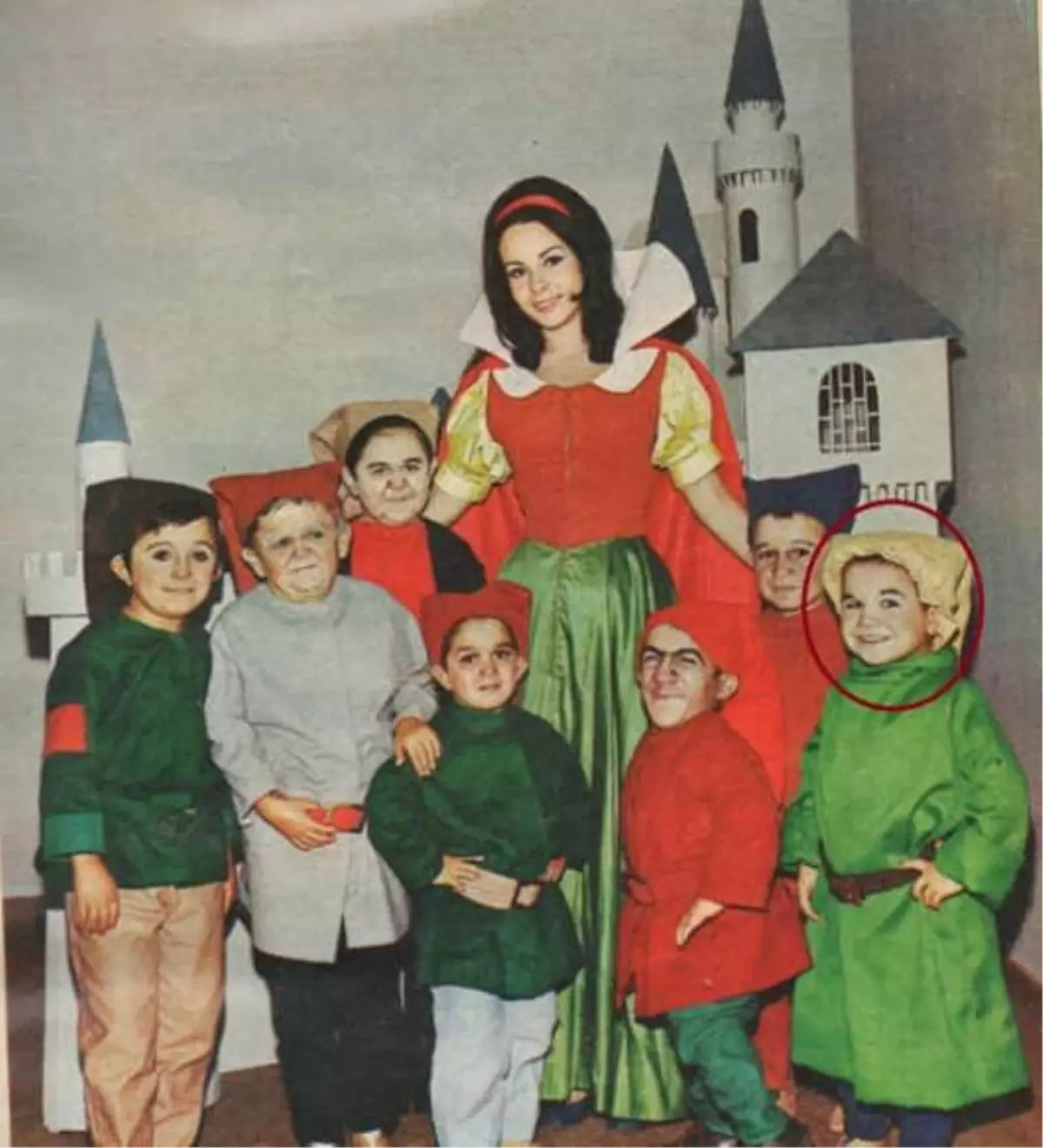 7 Cüceler\'in Neşeli\'si Tayyar Yıldız Hayatını Kaybetti