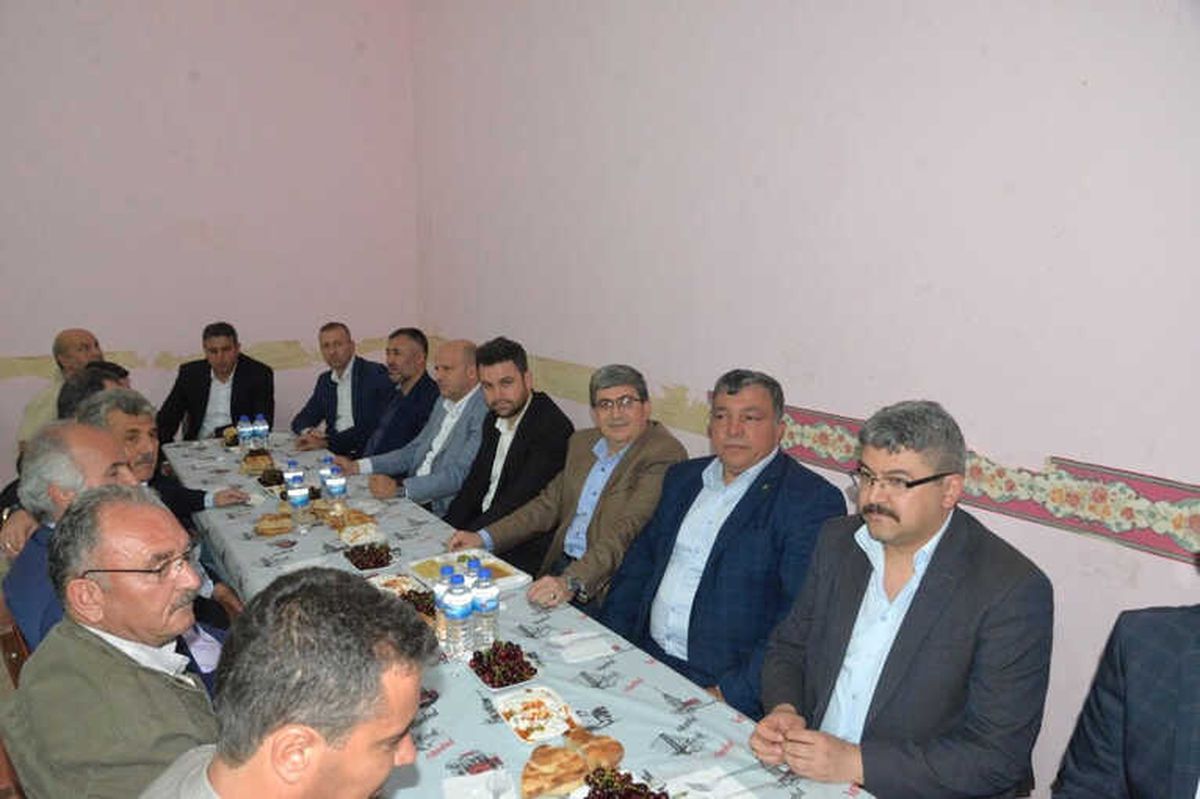 Başkan Can, Çukurören Köyü\'nde İftara Katıldı