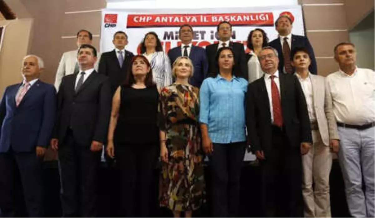 CHP\'li Budak: Baykal, Yürüteçle Yürümeye Başladı