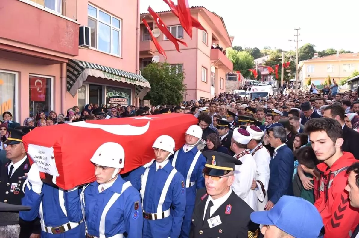 Kaza Kurşunu ile Hayatını Kaybeden Asker Son Yolculuğuna Uğurlandı