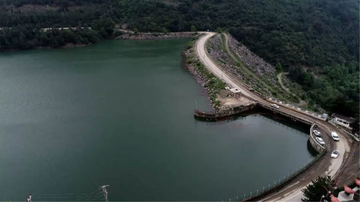 Barajlar Taşma Noktasına Geldi Kapakları Açıldı