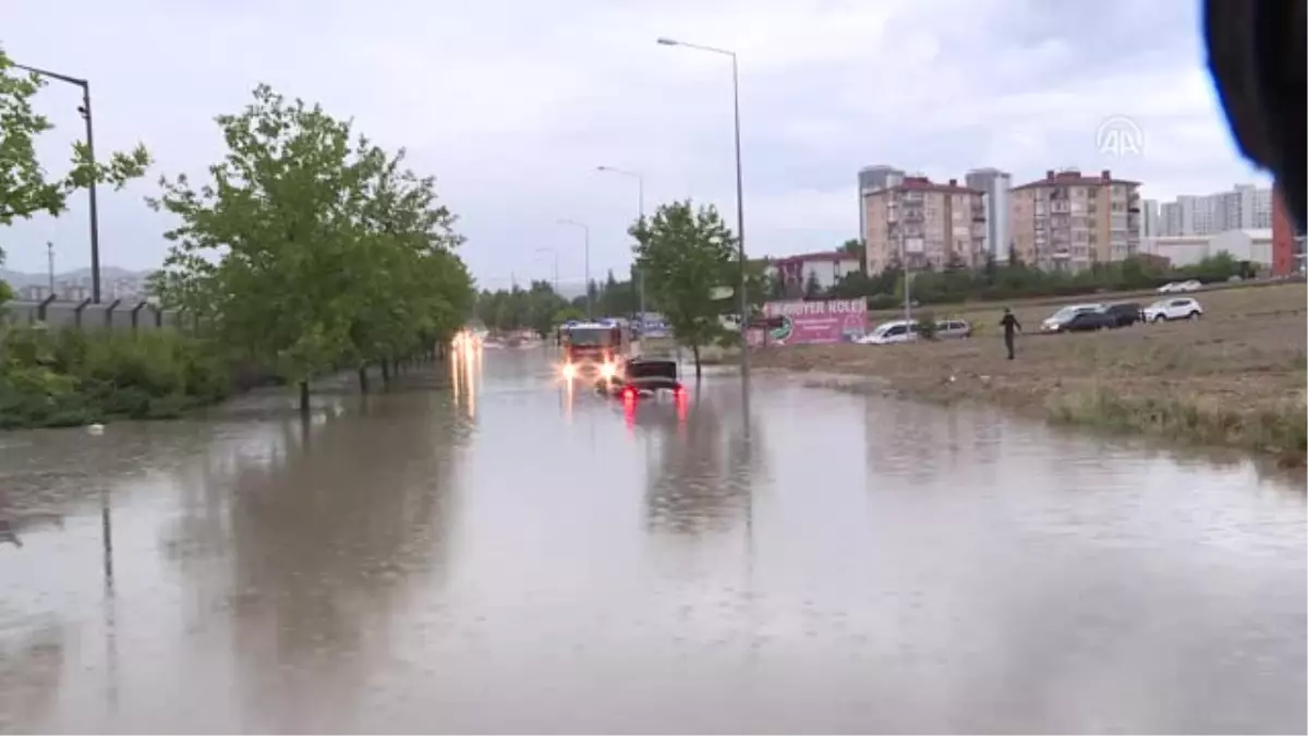 Şiddetli Yağış Hayatı Olumsuz Etkiledi (5)