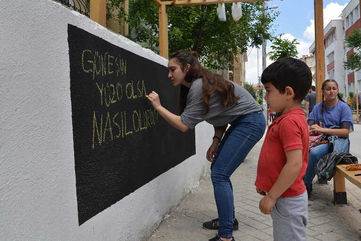 Sokak Şenliği ile Renk Cümbüşü